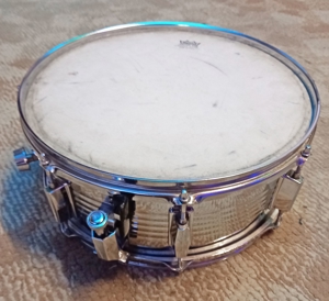 Metall-Snare-Drum 14", vermutlich Marke "Stagg" oder "Royce"