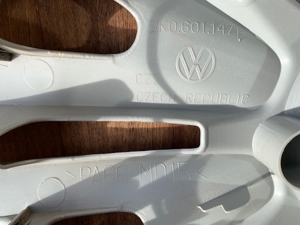 4 neuwertige Original VW- Radvollblenden 15 , Bild 4