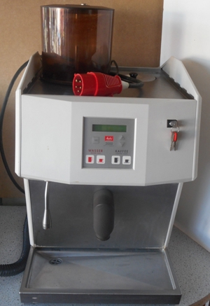 3 Kaffeeautomaten - Kaffeevollautomaten - Melitta 2000 - Kaffee Partner Vario Bild 2
