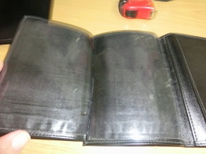 1Brusttasche, 2 Brieftaschen und 1 Dokumentenmappe- Brustbeutel Bild 6