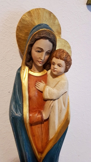 Moderne Madonna mit Jesus Kind heilige Maria Mutter Gottes Christen Skulptur