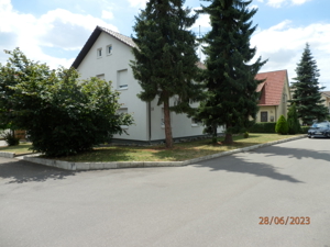 2 Familienhaus in 74229 Oedheim Kreis Heilbronn zu verkaufen! Bild 3