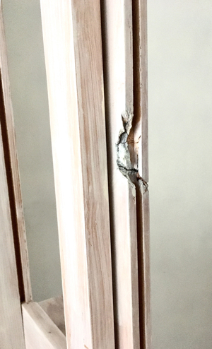 Staffelei aus Voll-Holz +Ablagefach Bild 5