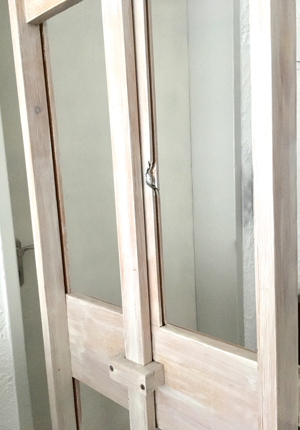 Staffelei aus Voll-Holz +Ablagefach Bild 4