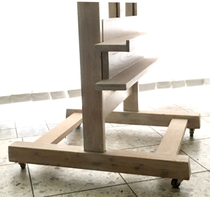 Staffelei aus Voll-Holz +Ablagefach Bild 2