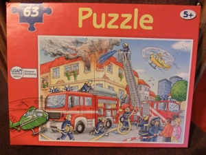 Puzzle "Feuerwehreinsatz" / 63 Teile / komplett,OVP,guter Zustand Bild 1