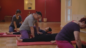 Basics of Traditional Thai Yoga Massage Workshop Bild 11