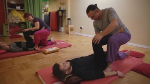 Basics of Traditional Thai Yoga Massage Workshop Bild 9