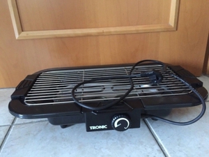 Barbecue-Tischgrill, Elektrogrill,, Severin PG8521, rauchfrei grillen, drinnen und draussen
