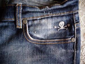 Shorts Jeans-Shorts dunkelblau Gr. M bzw. ca. Gr. 38, used-Look Bild 2