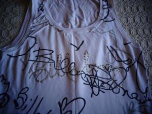 Shirt Top weiß Gr. S bzw. ca. Gr. 36 mit Silbersteinchen und Silberschrift Bild 3