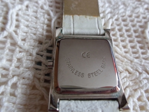Uhr, Armbanduhr, silberfarben, Modeschmuck-Uhr, Damen, Leder-Armband weiß Bild 4