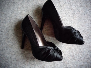 Damenschuhe Schuhe Pumps Peeptoes Gr. 39 schwarz Bild 3