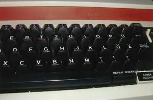 Brother Reise - Schreibmaschine 5513 elektrisch mit Hartschalenkoffer Bild 7