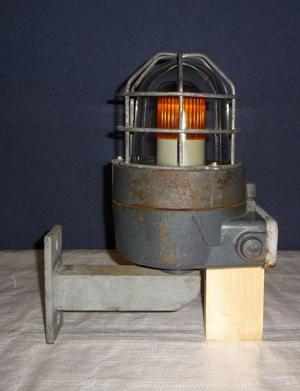 Bunkerlampe / explosionsgeschützte Blitzleuchte Funke + Huster dSLB2 Bild 3
