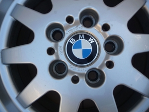 4 original Alufelgen BMW 1182607-5, 7J x 15, E36, 205 60 R15 91V Michelin, Aluminiumfelgen Bild 2