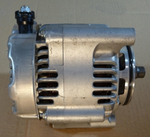 Lichtmaschine TRIUMPH 1300130, DENSO 101211-1800 Alternator Motor, Generator, Defekt! Bild 4