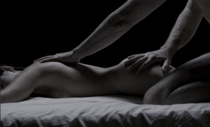 Entspannte erotische Ganzkörpermassage für die Frau, gerne mit weiblichen Rundungen. . . Bild 4