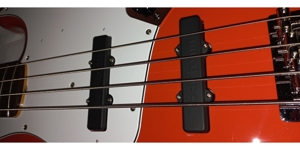Fender Japan Classic 60s Jazz Bass Fiesta Red RW+Koffer,neu Bild 5
