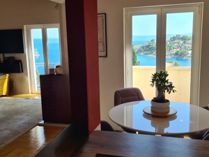 Kroatien! Hochwertiges 4 Zimmer Apartment in exponierter Lage auf der Insel Brac Bild 4