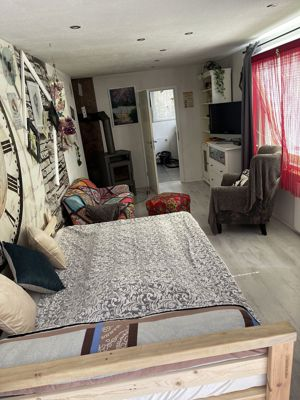 Neu renovierte kleine Wohnung für gemütliche Stunden zu zweit Bild 4