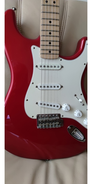 FENDER Stratocaster (Mexiko)