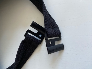 Schwarzes Bikinioberteil, großes Körbchen: 44 Bild 3