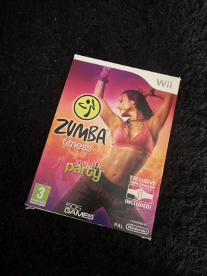 Nintendo Wii Zumba Fitness Join the Party inkl. Gürtel in OVP