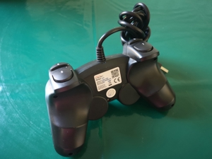 Speedlink Strike  USB Gaming Pad schwarz Modell SL-6535-SBK-A Bild 2