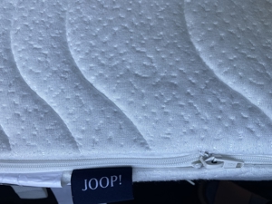 Joop-Curves-s Boxspringbett Bild 6