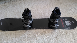 Snowboard mit Boots Bild 7