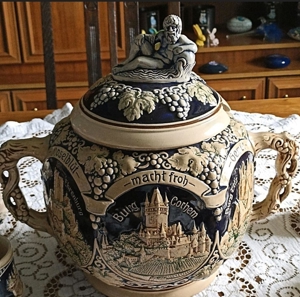 Alte dekorative Bowle mit Burg-Motiven Bild 4
