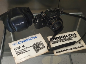 Chinon CE4 35mm Spiegelreflex Kompaktkamera + Objektiv + Ledertasche Bild 1