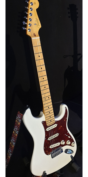 Fender American Professional II Stratocaster (2021) Bild 2