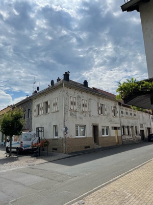 Einfamilienhaus mit Garage für Handwerker!