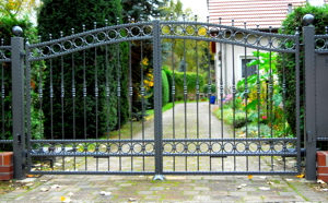 Zaun aus Polen geschmiedeter Stahl Zäune Gartenzäune Gartenzaun Aluminium Tore Gartentore Gatter Bild 9