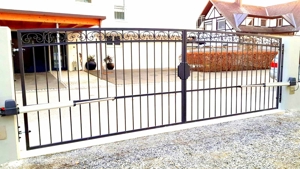 Zaun aus Polen geschmiedeter Stahl Zäune Gartenzäune Gartenzaun Aluminium Tore Gartentore Gatter Bild 2