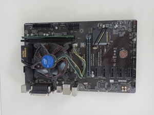 Mainboard Gigabyte GA-H110-D3A, ADATA RAM DDR4, Intel Kühler