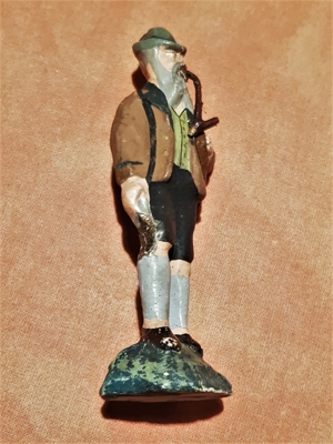 1 altes Ton Männchen handbemalt aus den 1950ern Bild 4