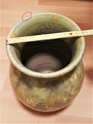 schöne alte, melierte Steingut-Boden-Vase mit Glasur Bild 4