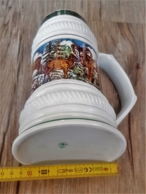 alter Porzellan-Bierkrug mit Jagd-Motiv (Lettin 21) Bild 5
