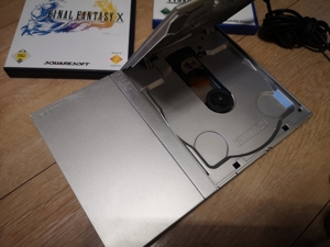 Playstation 2 PS2 Slim Silver Edition mit Final Fantasy X und XII Bild 3