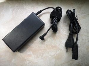 SONY Notebook Netzteil 19,5V - Modell PCGA-AC19V Bild 1