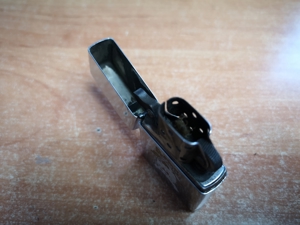 ZIPPO Sturmfeuerzeug mit Popeye Emblem - US Version Bild 3