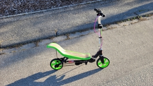 Wipproller Space-Scooter Bild 3