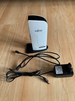 Verkaufe Fujitsu PR08 USB 3.0 Dock - Port Replicator - DisplayLink