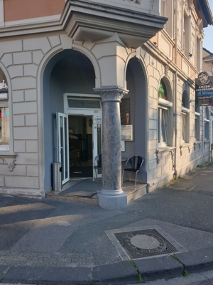 Bar/Bistro mit Pizzeria zu verkaufen