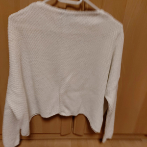 Pullover in weiß Bild 3