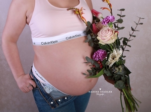 Babybauchfotos Babybauchfotoshooting Schwangerschaftsfotografie Bild 3