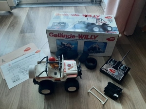 Geländewagen- Willy Orginalspielzeug der Firma Dickie  Bild 2